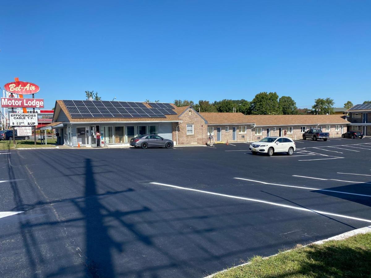 Bel Air Motor Lodge Maple Shade Eksteriør bilde